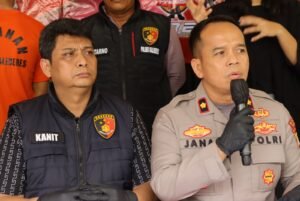 Mencoba Bubarkan Tawuran, DMS (18) Ditangkap Polisi karena Tewaskan Anak Dibawah Umur Niat Hentikan Tawuran Malah Tewas kan Anak Dibawah Umur, Remaja Ini Diamankan Polsek Kalideres